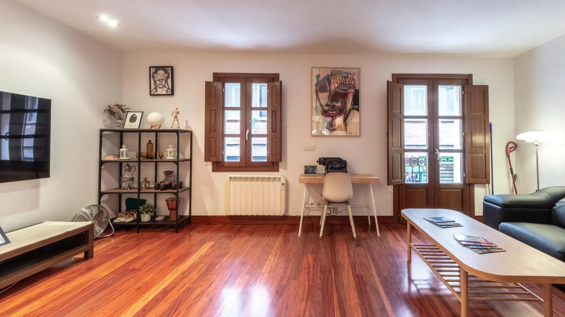 Iturribide By People Rentals Bilbao 0*,  España